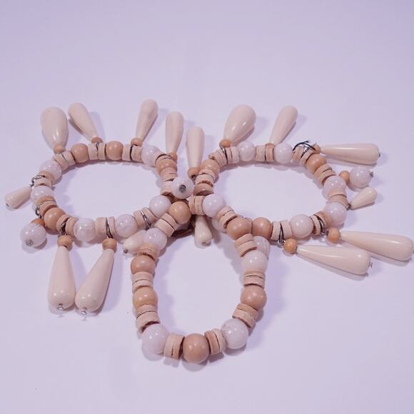 Anthropologie Women's Beige Wood Resin Bead Teardrop Bracelet Set of 3 NWOT 89 - Picture 2 of 5